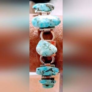 Turquoise Gemstone Native on silvertone ware metal size 7 in bracelet.